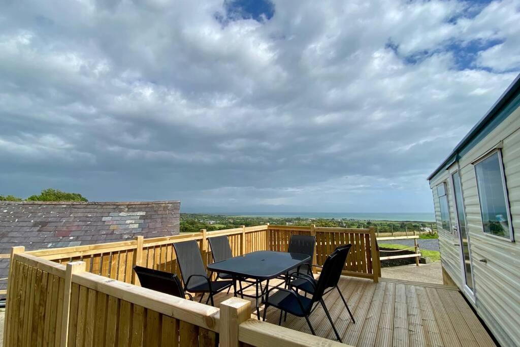 Вілла Snowdon Bay - North Wales - Stunning Llyn Peninsula Mountain & Ocean Views - Wilde Retreats Пуллгелі Екстер'єр фото